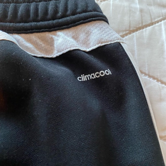 adidas Tiro track pant size 11/12 boys - Picture 6 of 6